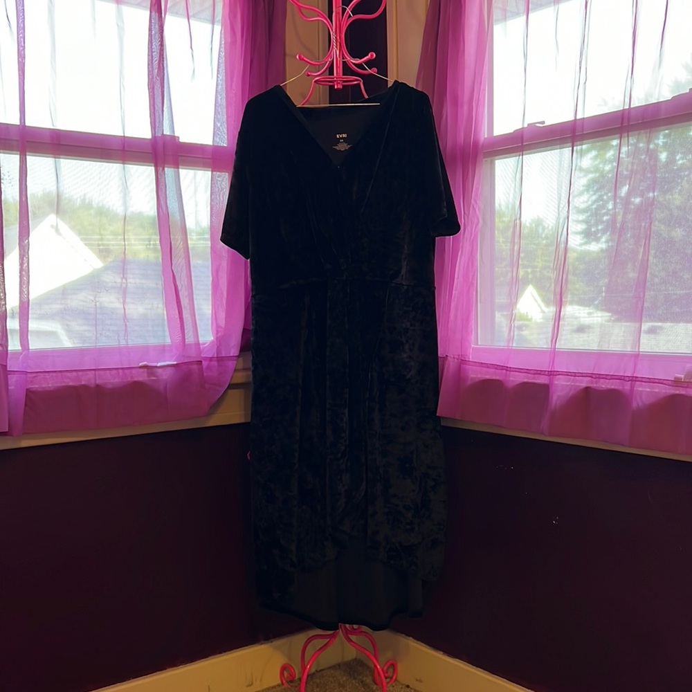 Black velvet dress